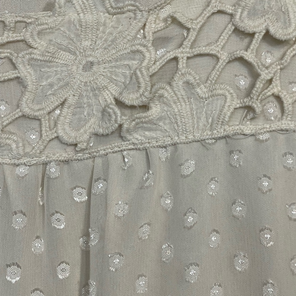 Cream Polka Dot fairycore Lace Trim Blouse size Medium NWT - Picture 3 of 7
